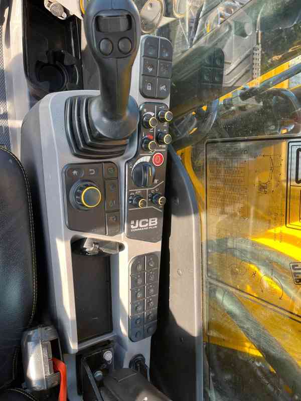 Pásové rypadlo JCB 150XL (Možnost leasingu) - foto 8
