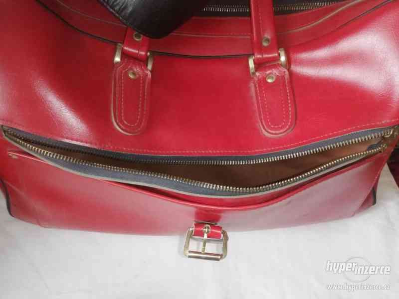 Červená taška - koženka - červený materiál - foto 3