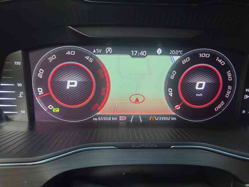 ŠKODA Superb  3   2,0 TDi - DSG - foto 16