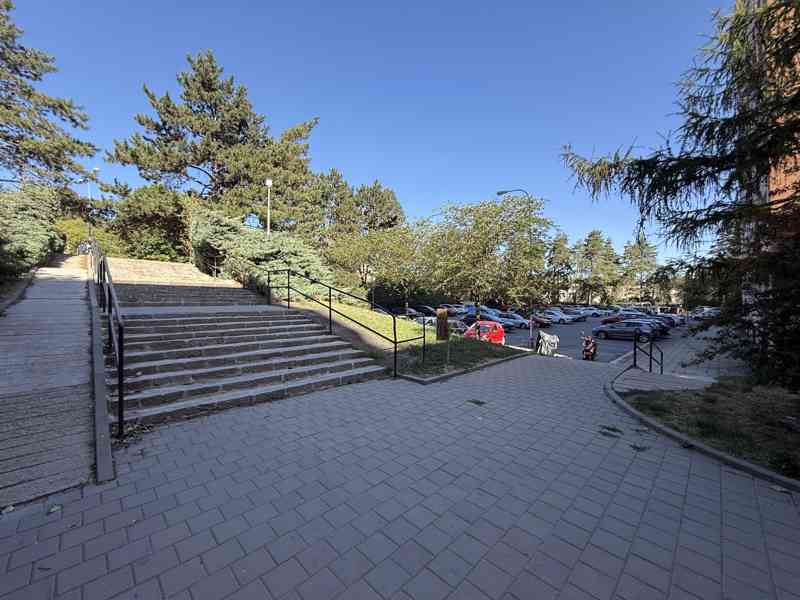 PRONÁJEM KRÁSNÉHO BYTU O DISPOZICI 2+1 S LODŽIÍ A SKLEPEM V  - foto 17