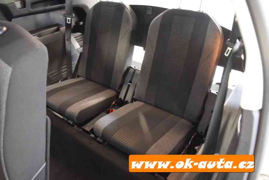 Peugeot 5008 1.2 ACTIVE 7 MÍST PRAV.SERVIS RV 2019-DPH - foto 8