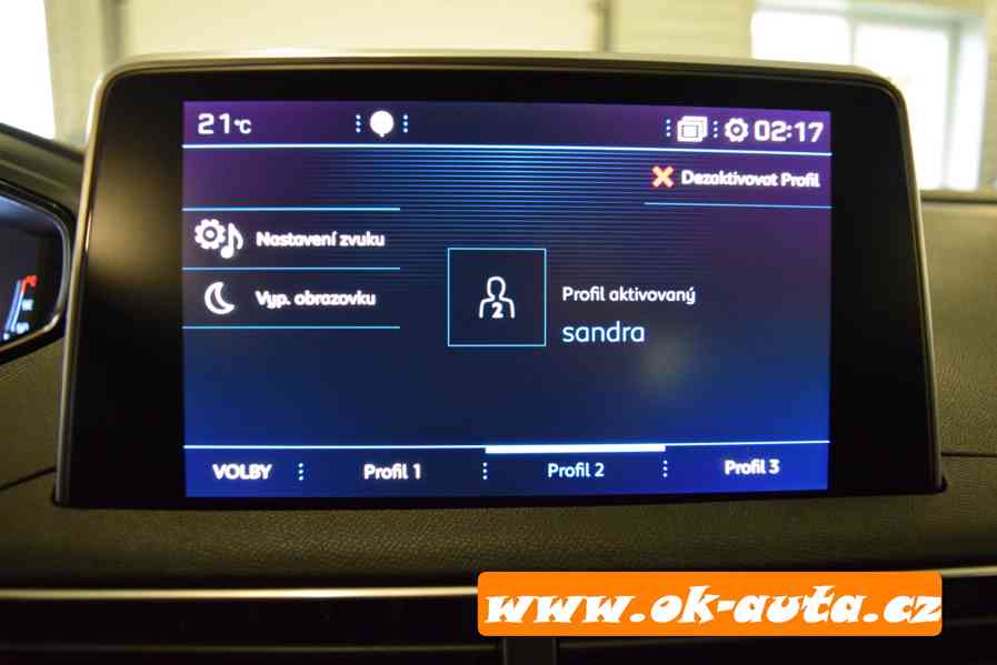 Peugeot 5008 1.2 ACTIVE 7 MÍST PRAV.SERVIS RV 2019-DPH - foto 18