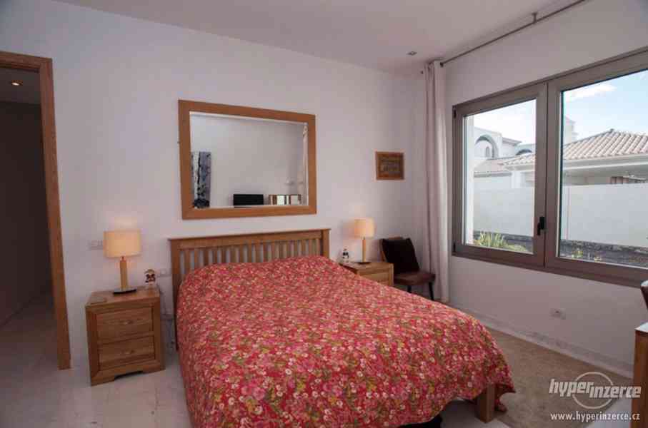 GREAT OFFER, nová VIP vila 4 ložnice / 4 koupelny Tenerife, - foto 14