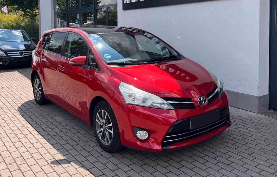 Toyota Verso Comfort 1.8i benzín Aut. 108kw - foto 11