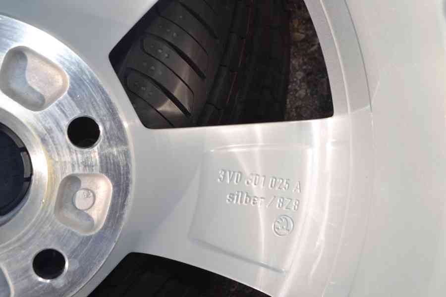 Š.Superb III, VW Passat B8- NOVÝ letní Alu komplet 215/55R17 - foto 14