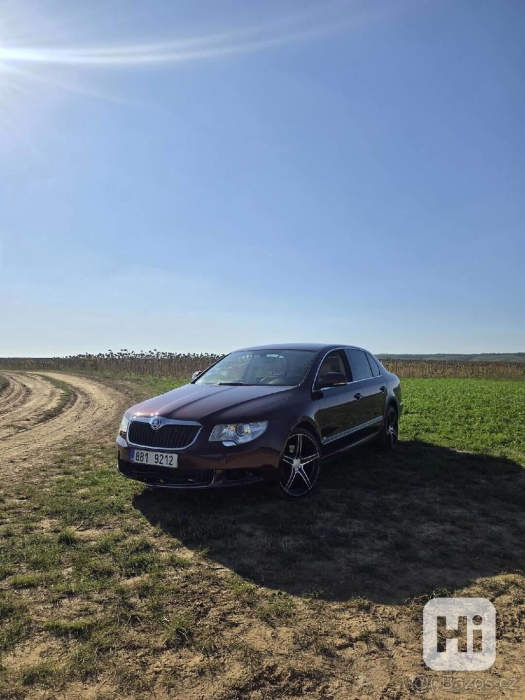 Škoda Superb 2,0   2 - foto 1
