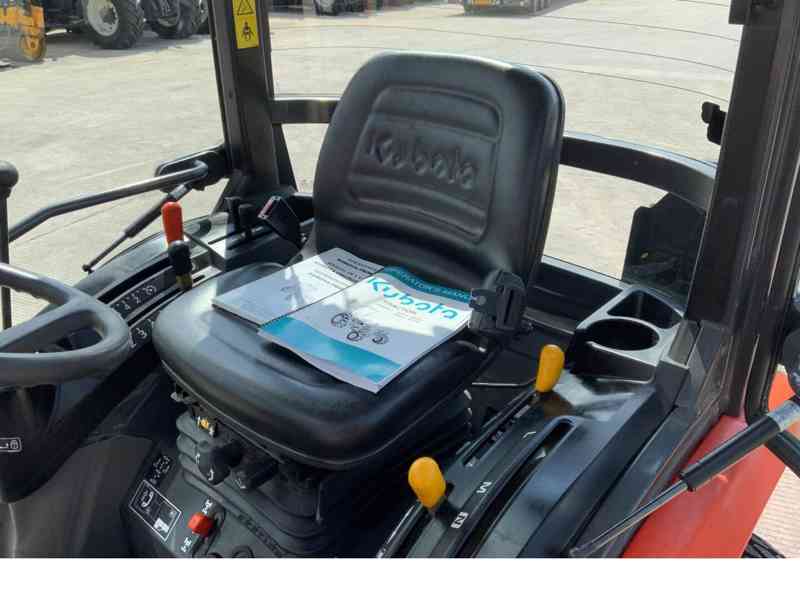 Traktor Kubota b2350 - foto 7