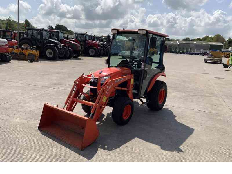 Traktor Kubota b2350