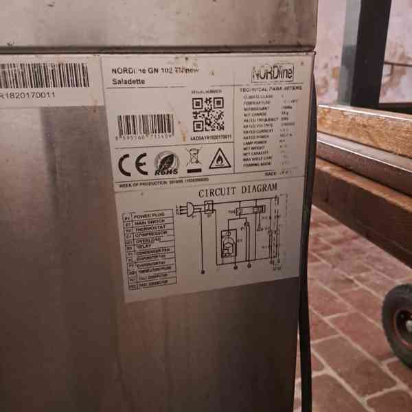 Profesionální chladící stůl - foto 4