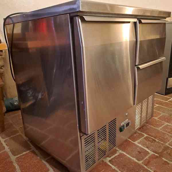 Profesionální chladící stůl - foto 3