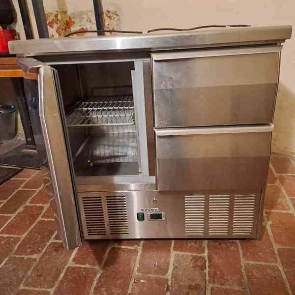 Profesionální chladící stůl - foto 6