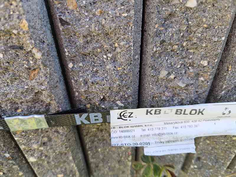 Cihly na plot KB Blok – skořicově oboustraně štípaná - foto 2