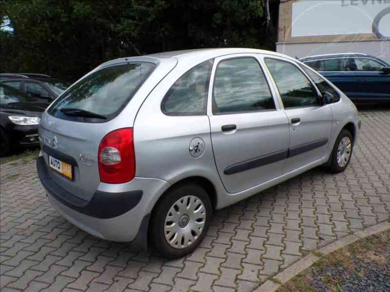 Citroën Xsara Picasso 1,8 16V - foto 3