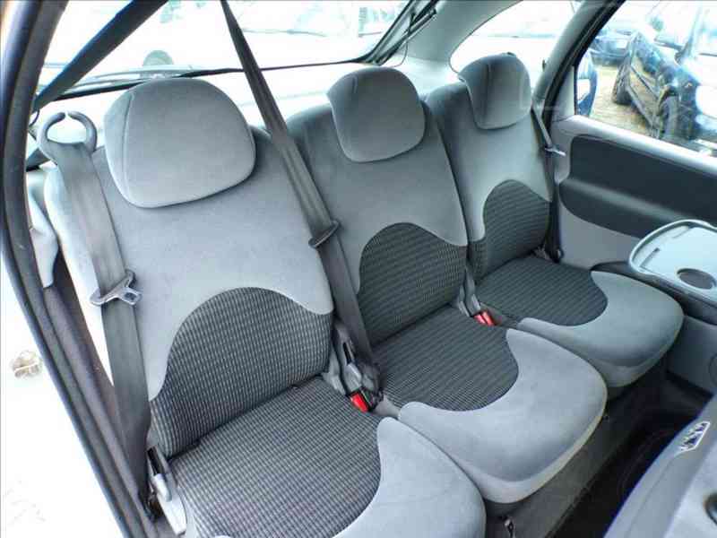 Citroën Xsara Picasso 1,8 16V - foto 11