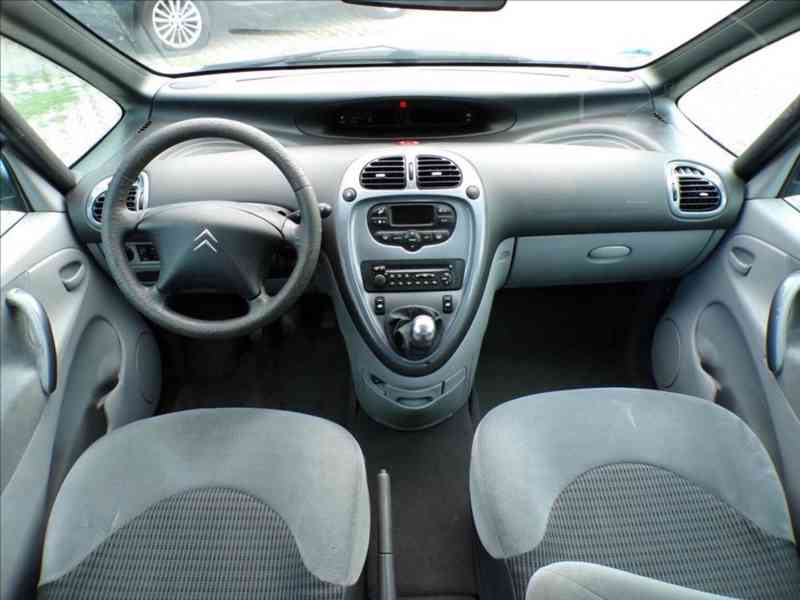 Citroën Xsara Picasso 1,8 16V - foto 5