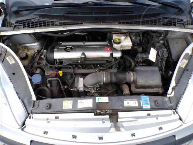 Citroën Xsara Picasso 1,8 16V - foto 14