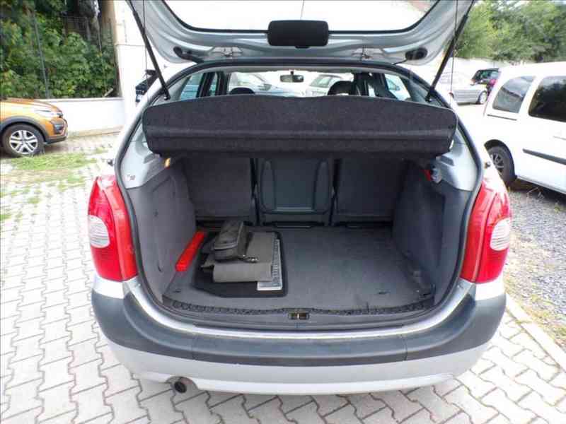Citroën Xsara Picasso 1,8 16V - foto 9