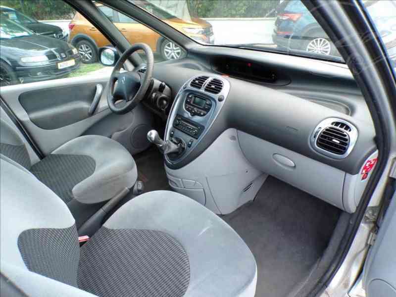 Citroën Xsara Picasso 1,8 16V - foto 12