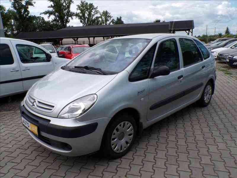 Citroën Xsara Picasso 1,8 16V - foto 2