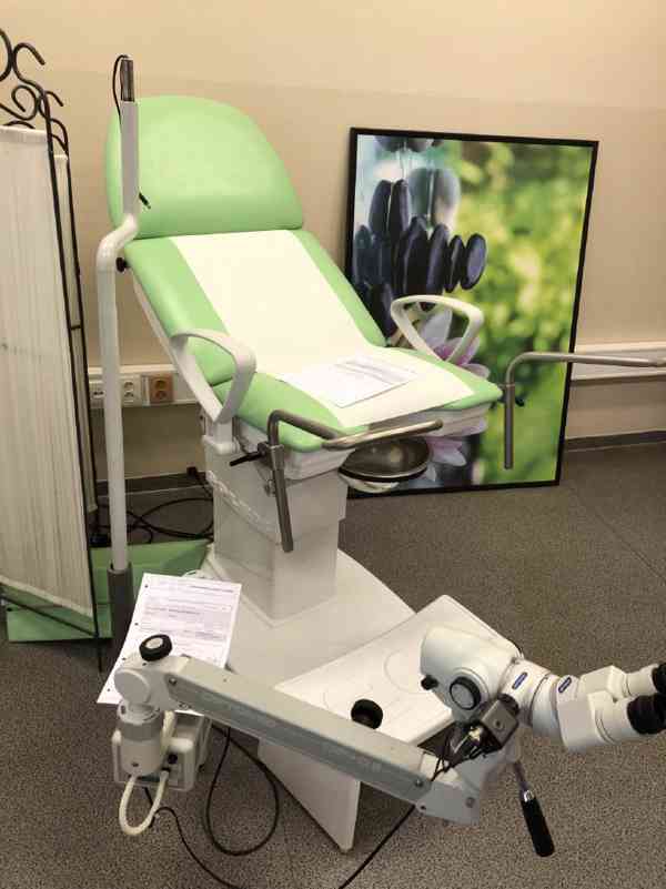Položka číslo 45 – soubor vybavení ordinace gynekologie - foto 11