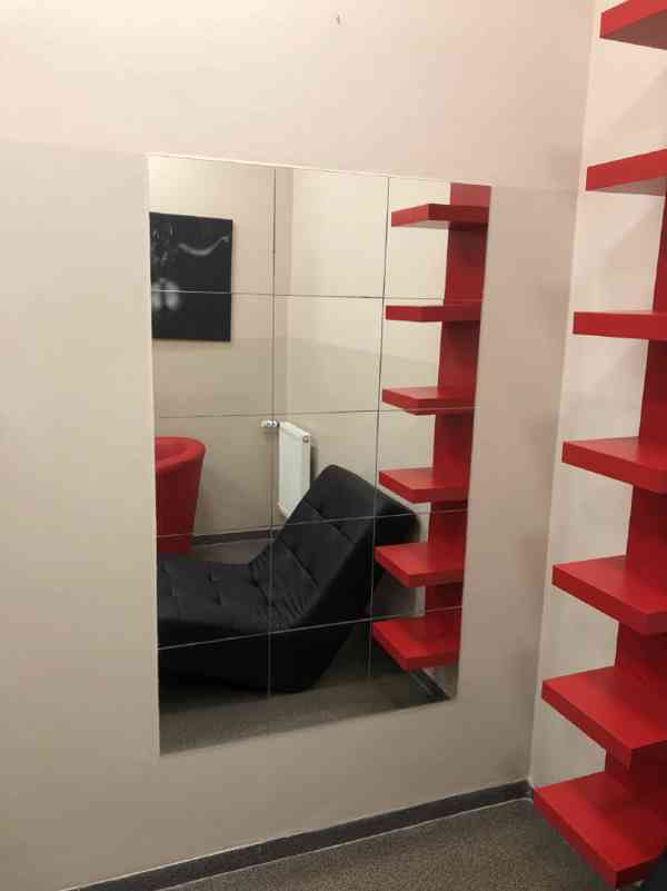 Položka číslo 45 – soubor vybavení ordinace gynekologie - foto 39