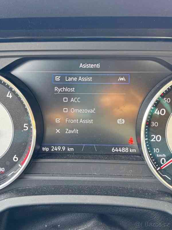 Volkswagen Touareg 3,0 - foto 5