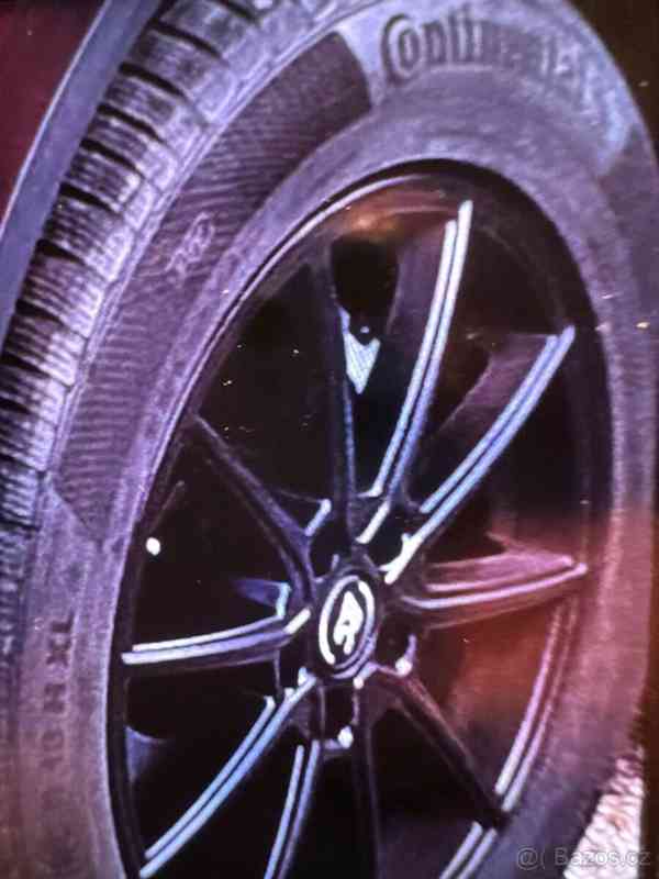 Volkswagen Touareg 3,0 - foto 3