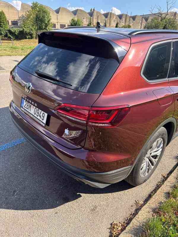 Volkswagen Touareg 3,0 - foto 12