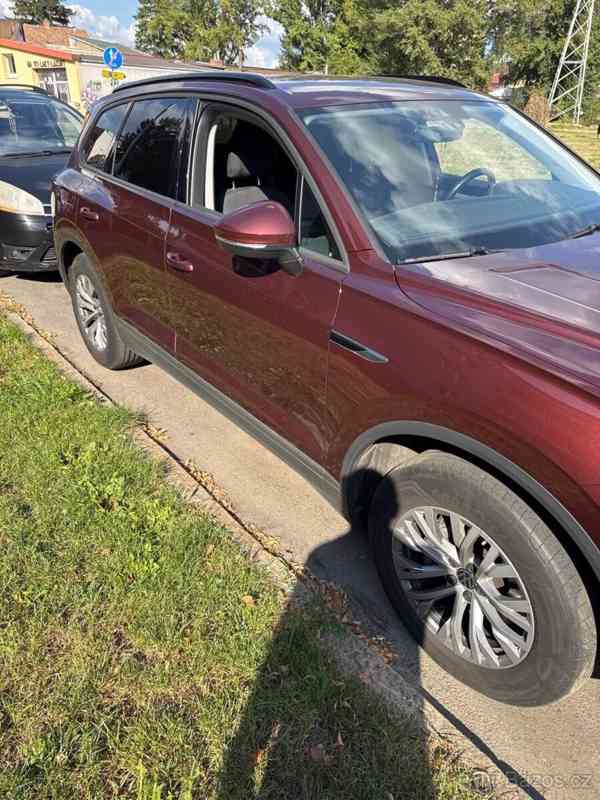 Volkswagen Touareg 3,0 - foto 11