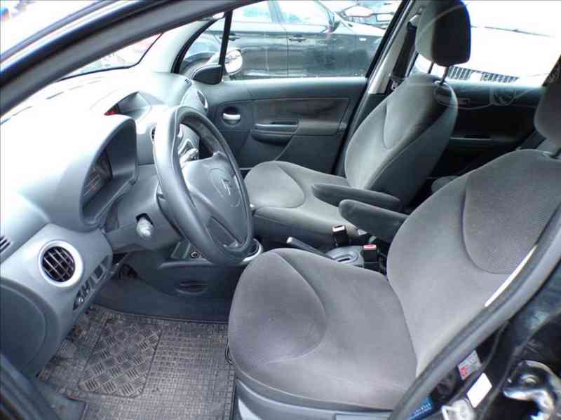 Citroën C3 1,4 i KLIMA - foto 8