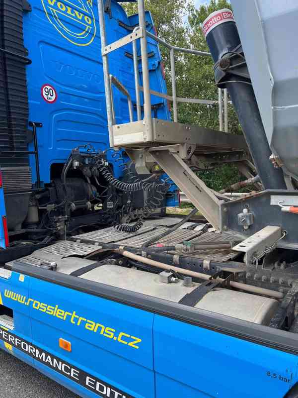 SCHWARZMÜLLER  29 m3 Hardox/ plachta/ ZVEDAČKA/ PĚKNÝ STAV - foto 2