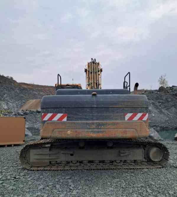 30t rypadlo pásák Hyundai HX 300L - foto 6