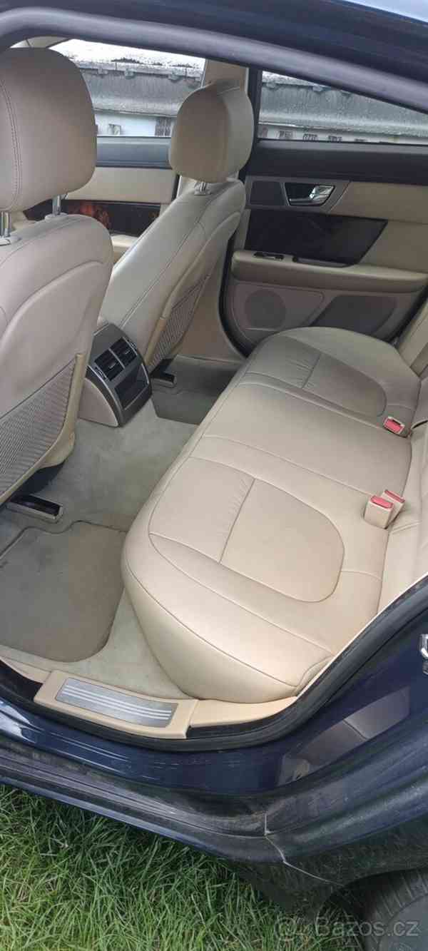Jaguar XF 2,7D Luxury - foto 5