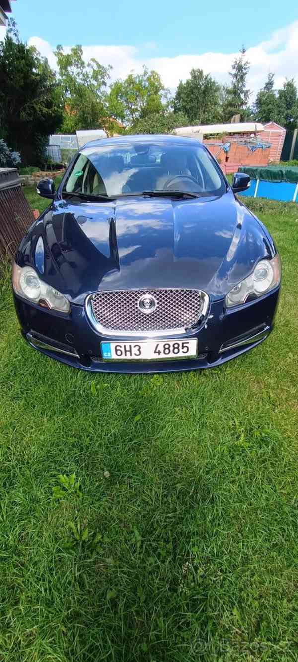 Jaguar XF 2,7D Luxury - foto 2