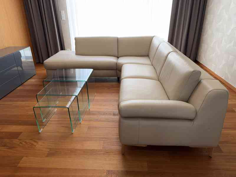 Nová kožená rohová designová sedačka z Belgie - foto 3