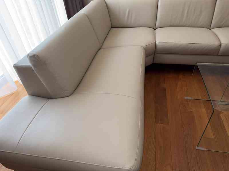 Nová kožená rohová designová sedačka z Belgie - foto 4