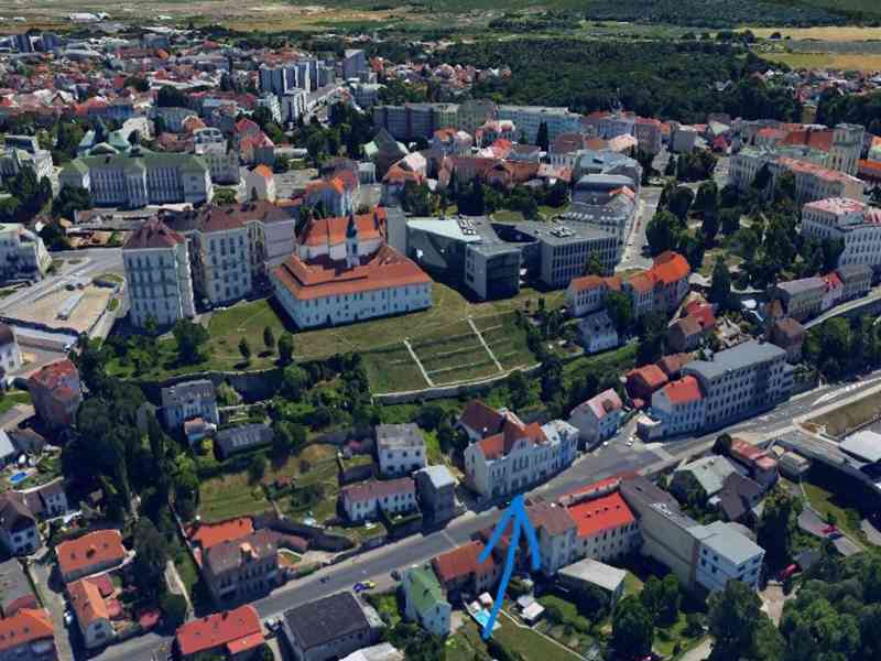 Prodej,komerční objekt 887m2,pozemky 1396m2,Mladá Boleslav - foto 4