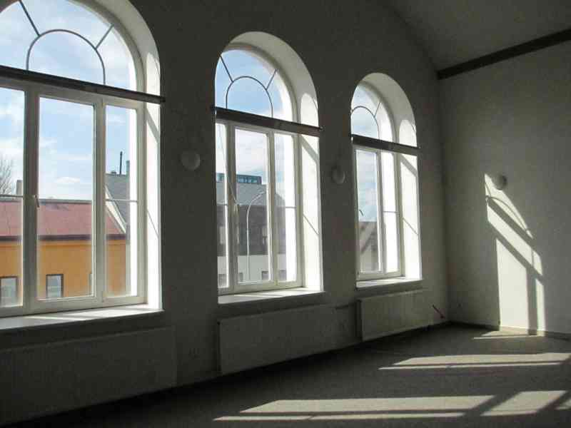 Prodej,komerční objekt 887m2,pozemky 1396m2,Mladá Boleslav - foto 7