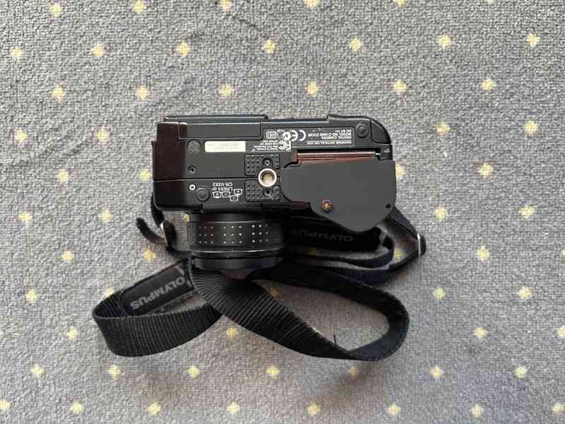 Olympus Camedia C-5050 Zoom - foto 13