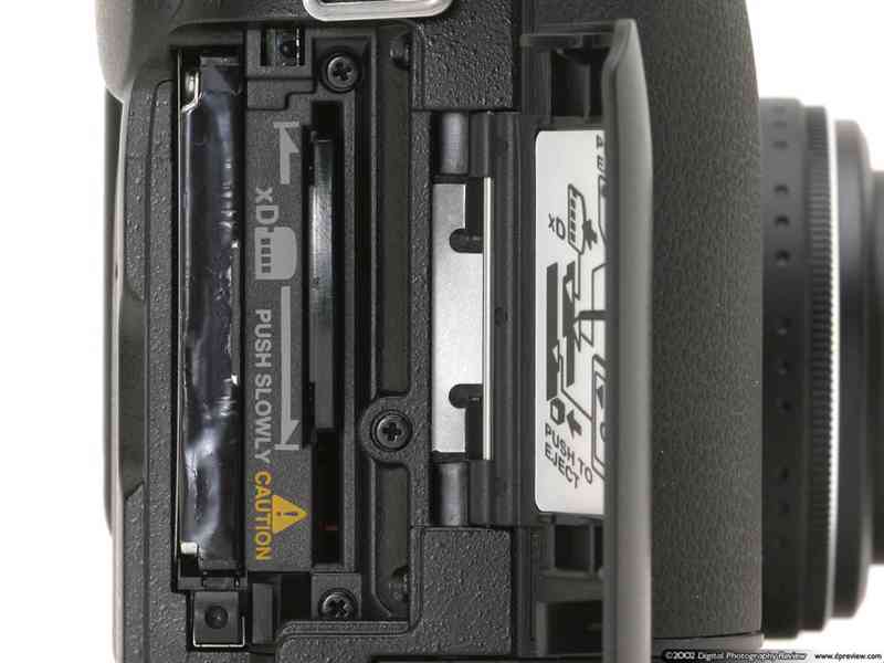 Olympus Camedia C-5050 Zoom - foto 10