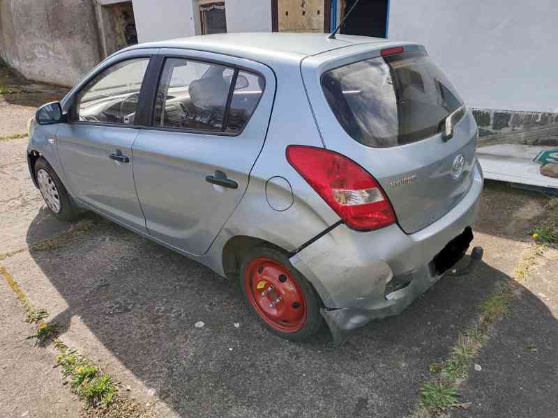 Náhradní díly Hyundai i20 , r.v.2011- ceny dohodou - foto 3