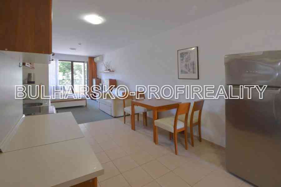Bulharsko-PROSTORNÝ APARTMÁN 2+kk (86 m) - foto 5