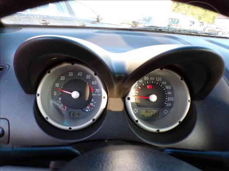 Volkswagen Lupo 1,4 i POSILOVAČ ŘÍZENÍ - foto 5