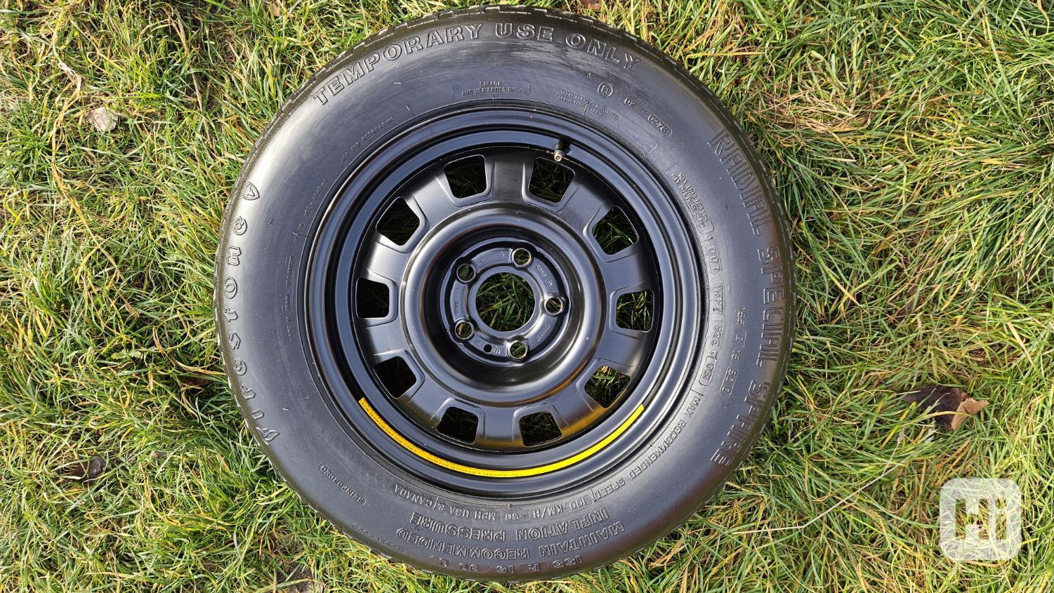 Volvo 240, 260 rezerva náhradní dojezdové kolo pneumatika  - foto 1