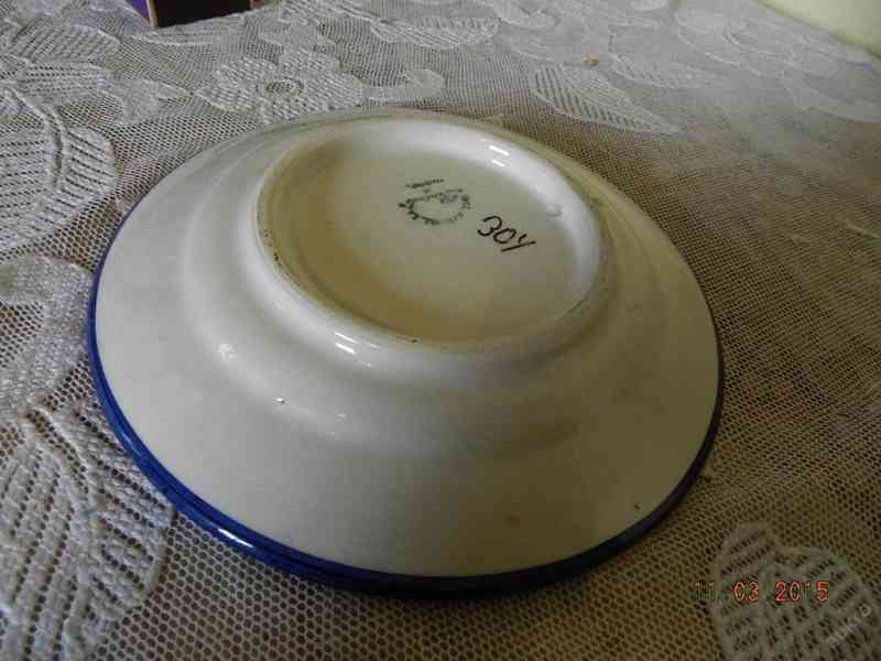 Originál dekorační ručně malovaný talíř - Martinez - foto 3