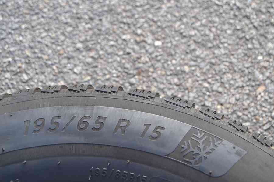 Zánovní sada 4ks zimní kola Š.Octavia II, III+ pneu Michelin - foto 3