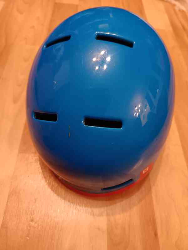 Dětská lyžařská helma vel. M 53 - 56 cm - foto 2