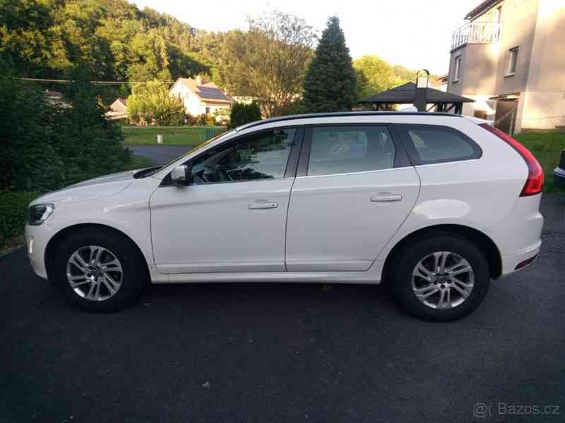 Volvo xc 60 2,4D4 2016 - foto 8