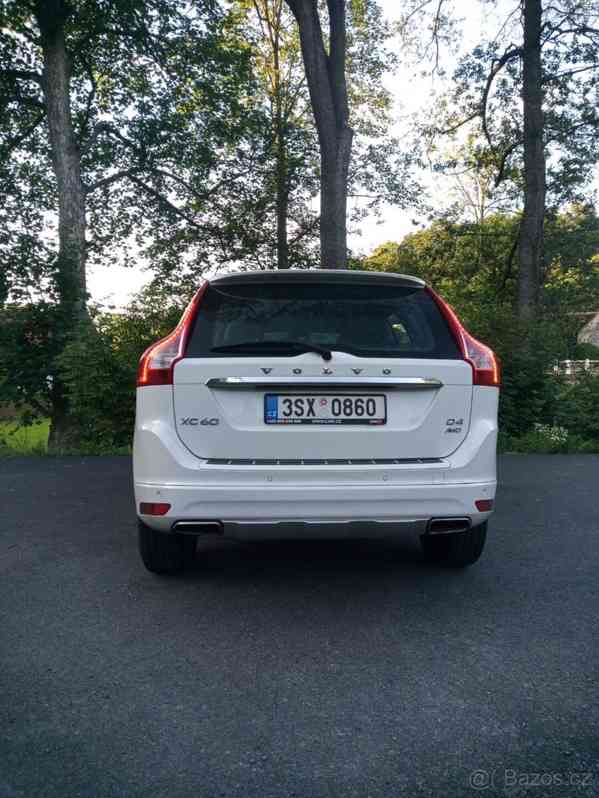 Volvo xc 60 2,4D4 2016 - foto 2