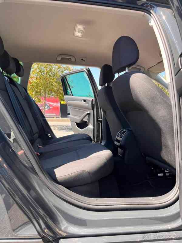 Volkswagen Passat 2,0   TDI DSG – 12/2021 - foto 11